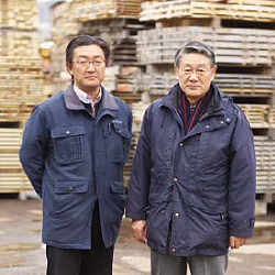 国産広葉樹を扱う製材所(秋田県仙北市)